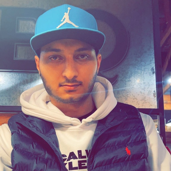 Meet your Posher, Bunny - Picture 2 of 2